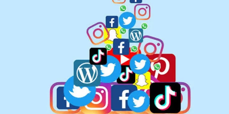 Legislator Kebon Sirih Dukung Aturan Larang Anak Main Medsos