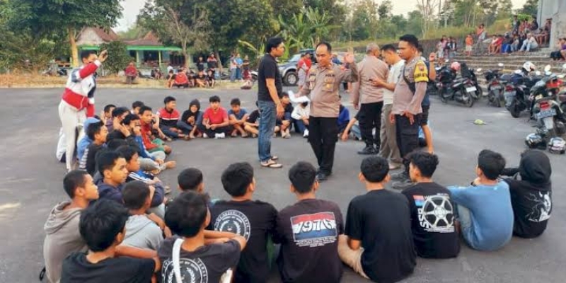 Komisi X Minta Gubernur Jabar Pertimbangkan Ulang Latihan Militer untuk Siswa Nakal