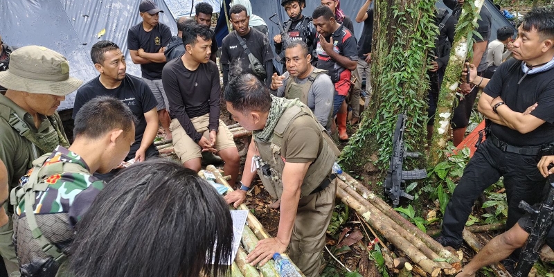 Tiga Jenderal Turun Tangan Cari Iptu Tomi di Hutan Papua Barat