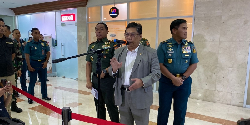 Komisi I DPR Dukung TNI Kawal Kejaksaan