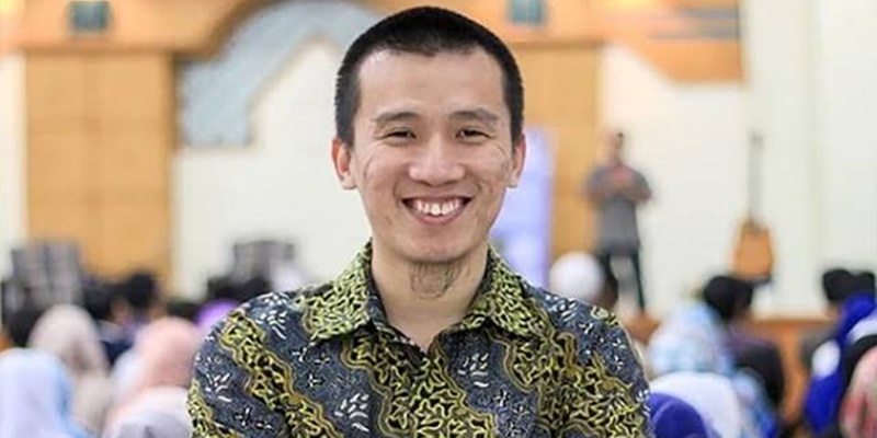 Felix Siauw Diduga Sindir Gibran: Bikin Video Banyak <i>Dislikes</i>