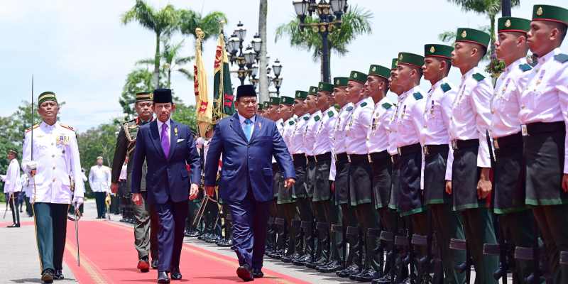 Prabowo Dapat Sambutan Penuh Kehormatan dari Sultan Brunei