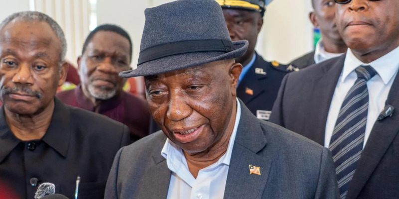 Pesawat Presiden Liberia Alami Insiden Saat Mendarat