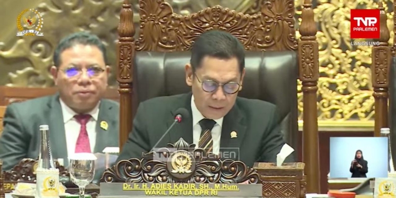 Delapan Fraksi Bacakan Pandangan soal KEM-PPKF RAPBN 2026