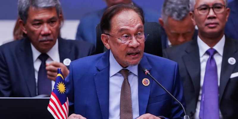 PM Malaysia Tulis Surat Agar Trump Hadir di KTT ke-46 ASEAN