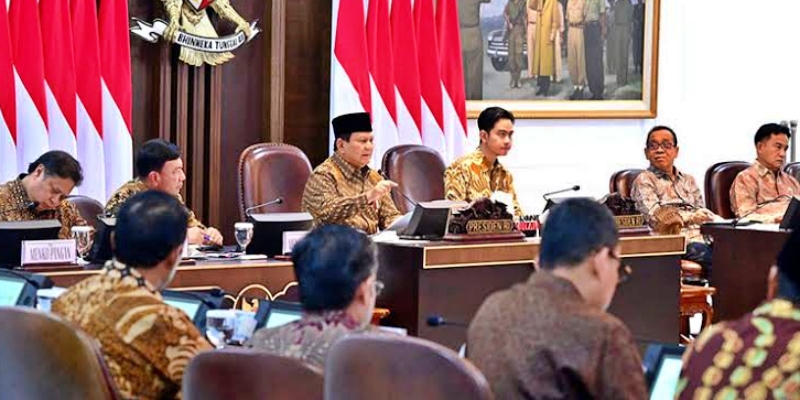 Menteri yang Bikin Gaduh Layak Kena Reshuffle