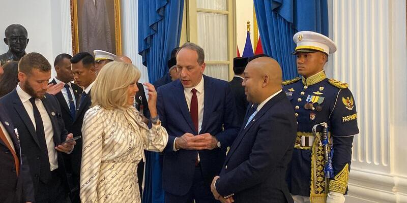 Momen Brigitte Macron Dikenalkan pada Didit Prabowo