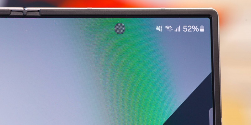 Iphone Fold akan Dilengkapi Kamera Tersembunyi