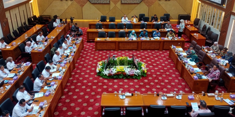 Komisi IX DPR Gelar RDP Bareng Kepala BGN, Bahas Ini