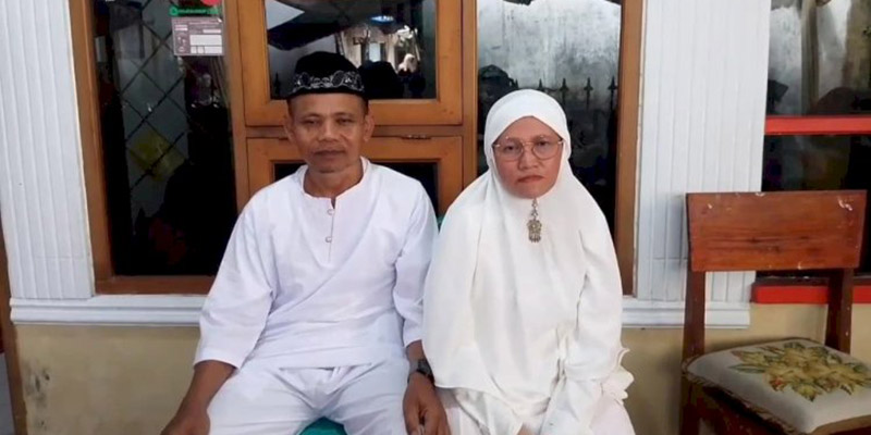 Nabung 12 Tahun, Pasutri Penjual Bubur Akhirnya Berangkat Haji