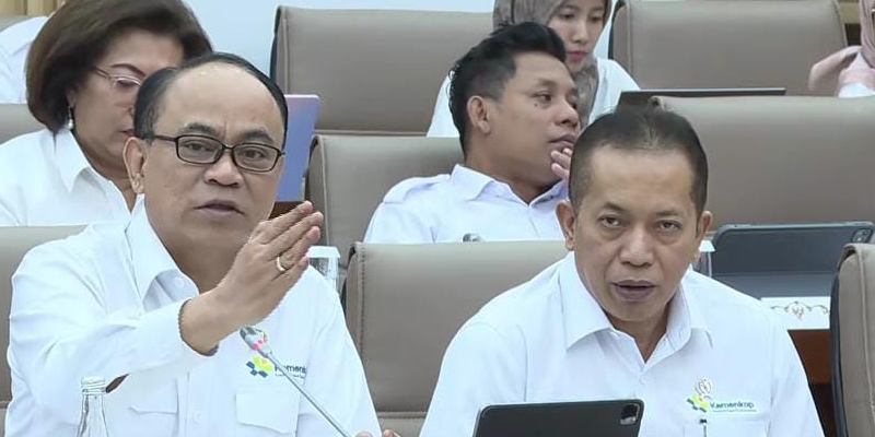 Ini Musuh Besar Kopdes Merah Putih Versi Budi Arie Setiadi