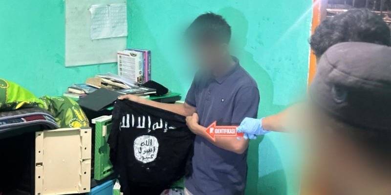 Densus 88 Tangkap Pemuda Penyebar Propaganda ISIS di Gowa