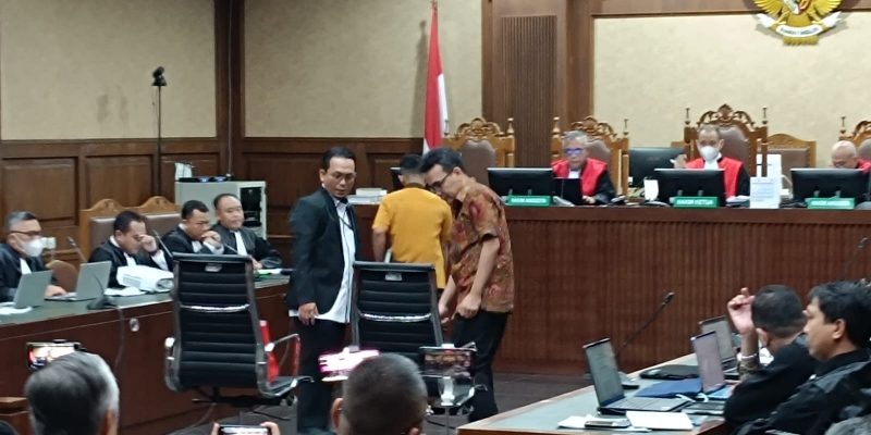 Kubu Hasto Tolak Penyelidik KPK jadi Ahli di Sidang