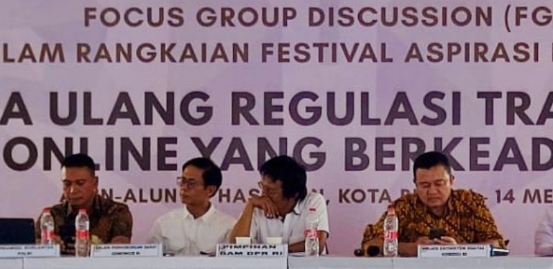 Grab dan Gojek Tak Hargai Keberadaan DPR