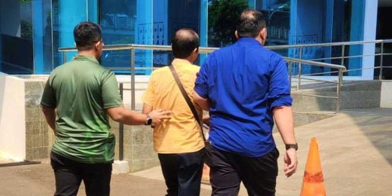 Ketahuan Peras Jaksa, Seorang Pria Ditangkap di Halaman Kejati Jakarta