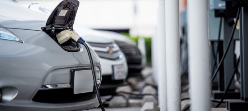 Penjualan Mobil Listrik Merosot pada Mei 2025