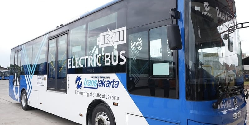 Kurangi Emisi Karbon, Transjakarta Uji Coba Bus Listrik Zhongtong
