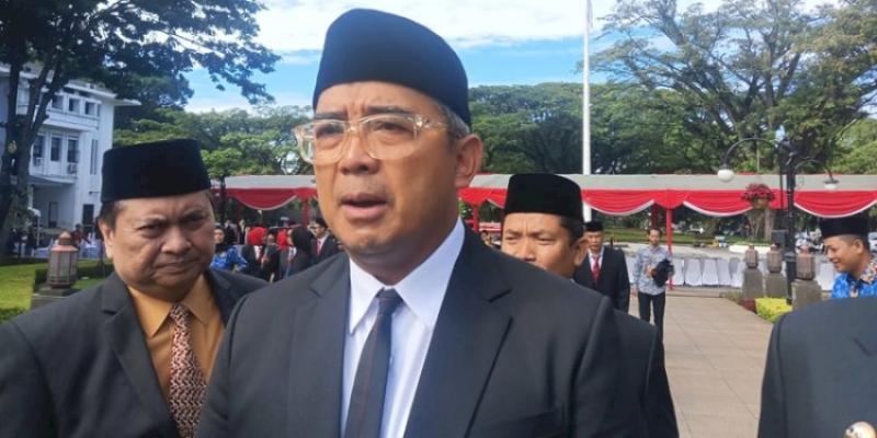 Farhan akan Aktifkan Kembali Bus Sekolah Warisan Ridwan Kamil