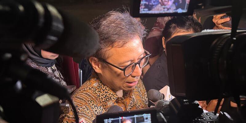 Bukan Teguran, Menkes Budi Disuguhi Dua Gelas Air Kelapa Saat Bertemu Prabowo