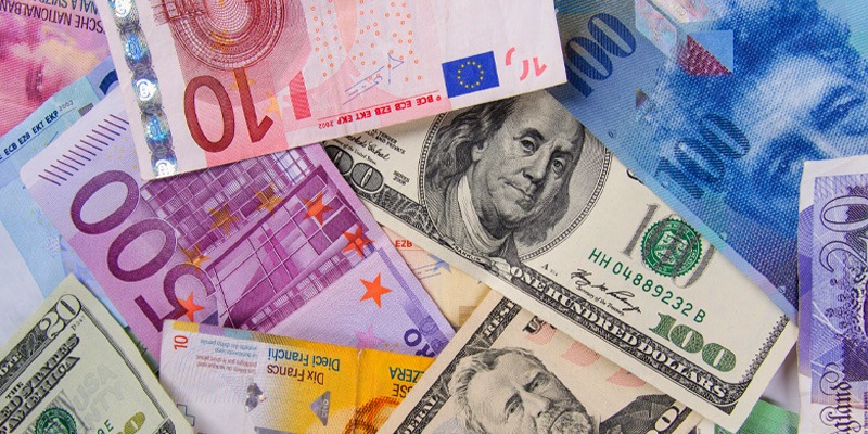 Sinyal Ketegangan Timteng Mereda, Dolar AS Menguat vs Yen dan Franc