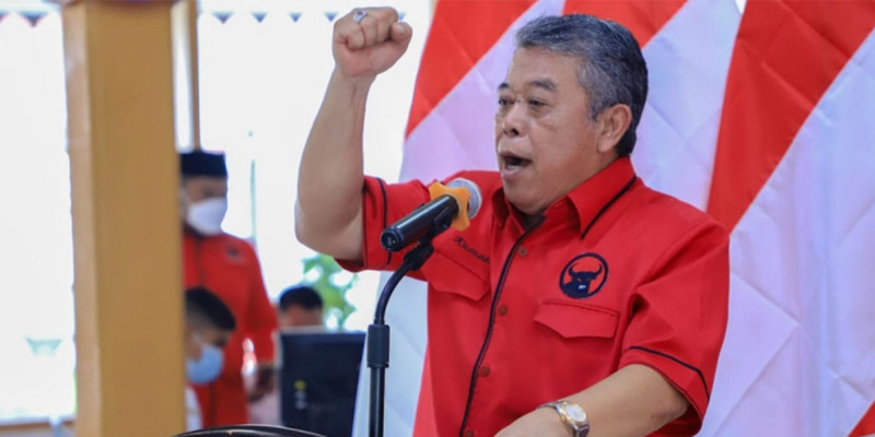 KPK Periksa Mantan Ketua DPRD Jatim Kusnadi dan 7 Orang Lainnya