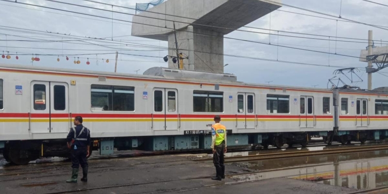 Commuter Line Tambah Jadwal Sampai Dini Hari Sambut Puncak HUT Jakarta