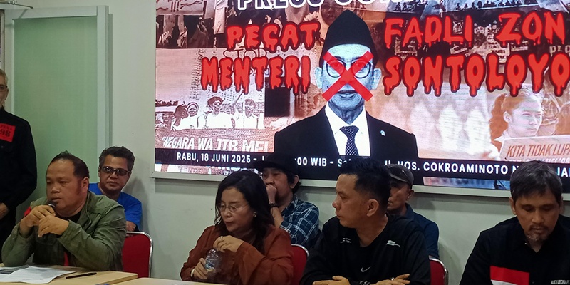 Aktivis 98 Desak Prabowo Pecat Menteri Sontoloyo Fadli Zon<i>!</i>