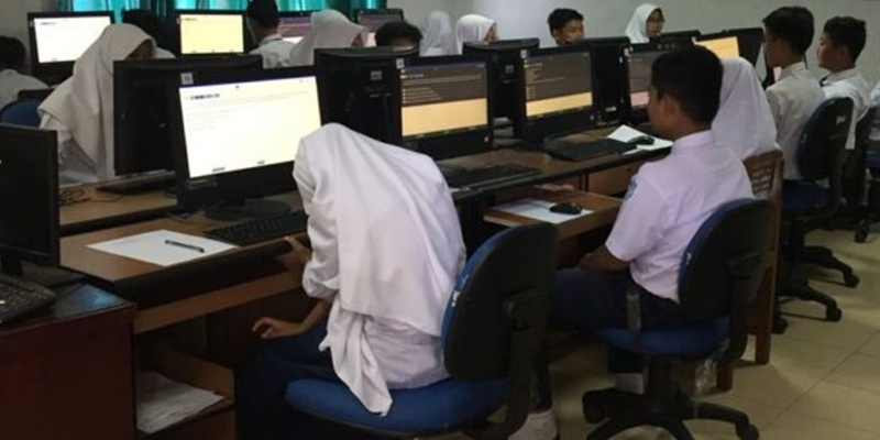 Membangun Generasi Cerdas Digital