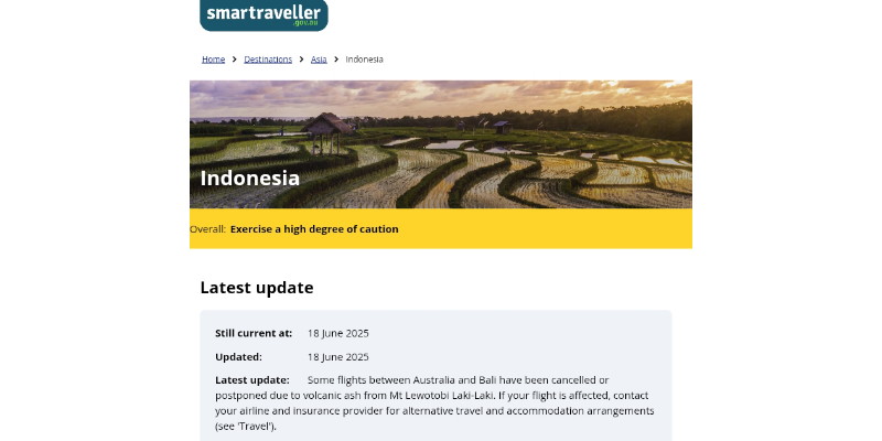 Gunung Lewotobi Laki-laki Meletus Dahsyat, Australia Batalkan Penerbangan ke Bali