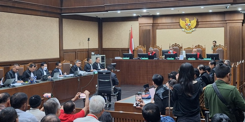 Hasto Tegaskan Bukti yang Ditampilkan Jaksa Bukan Percakapan Dirinya