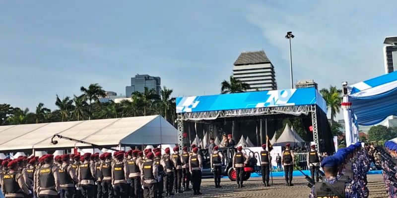 Presiden Prabowo Pimpin Langsung Upacara HUT ke-79 Bhayangkara di Monas