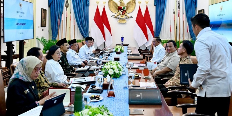 Prabowo Pimpin Rapat Sekolah Rakyat, 63 Titik Sudah Berjalan
