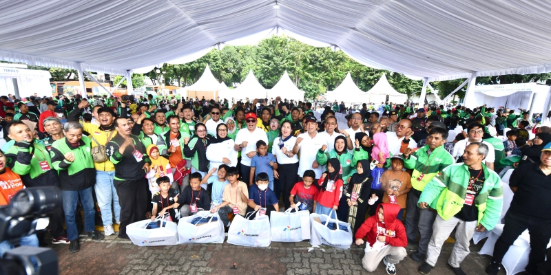 Seribu Senyuman Anak Tukang Ojek Bersama Pertamina