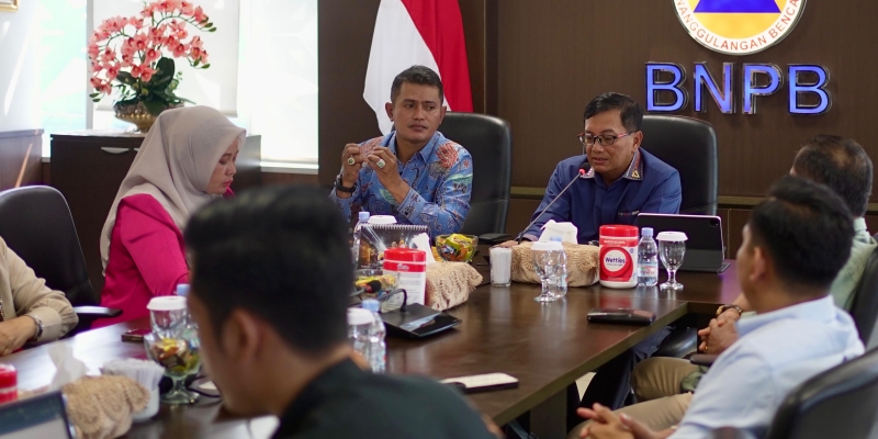 Strategi Kolaboratif Jon Pandu Atasi Darurat Kebakaran Solok
