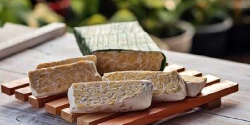 Hoaks Tempe Pemicu Kanker Berpotensi Rugikan Ratusan Ribu Perajin