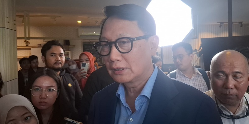 Wamenlu Tak Ambil Pusing soal Gugatan Rangkap Jabatan Komisaris BUMN