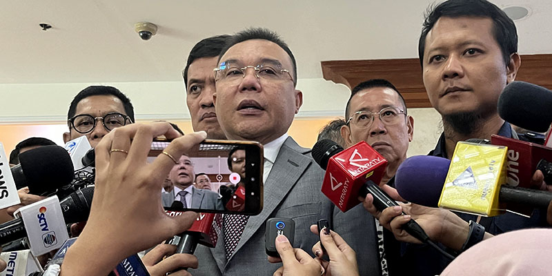 Dasco Orang Santai, Soal Pernyataan Logo Cuma Candaan