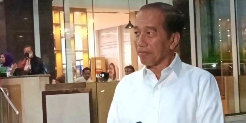 Tuding Ada Kekuatan Besar di Balik Polemik Ijazah Palsu, Jokowi Cuma Bikin Gaduh