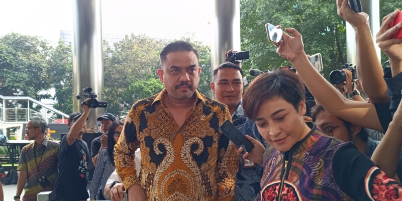 Menteri UMKM Sambangi KPK Buntut Istri Minta Didampingi 7 Dubes