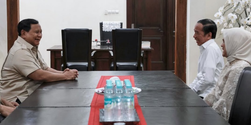 Pertemuan Prabowo-Jokowi Redam Isu Pemakzulan Gibran