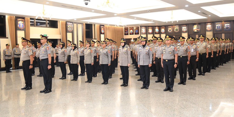 Mabes Polri Gelar Upacara Kenaikan Pangkat 3 Pati dan 87 Pamen