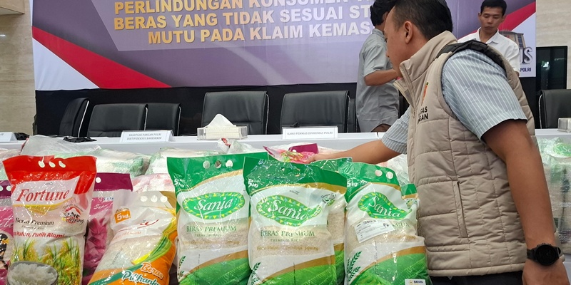 Berikut Lima Merek Beras Oplosan Dirilis Satgas Pangan Polri
