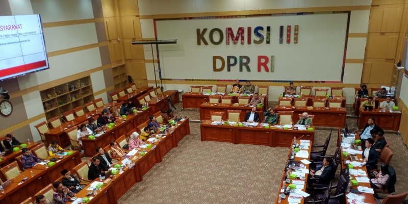 Perlindungan Hak Perempuan dalam RUU KUHAP Minim