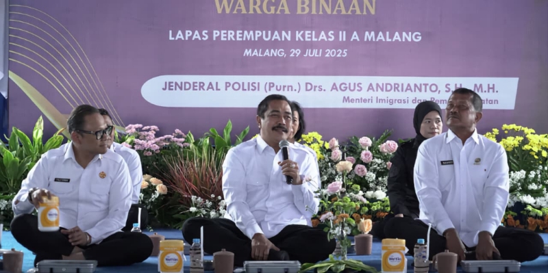 Jalankan Pesan Prabowo, Menteri Impas Makan Bareng Warga Binaan