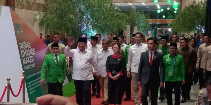 Prabowo Hadiri Harlah PKB, Puan dan Gibran Jalan Bareng