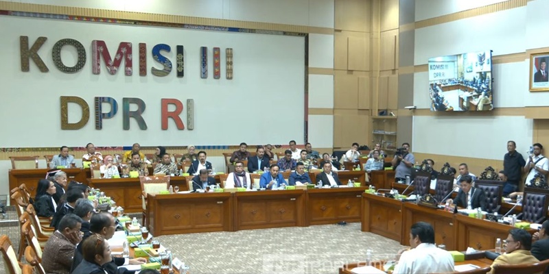 RUU KUHAP Tak Disahkan Tahun Ini Bikin Advokat Rugi, Ini Sebabnya