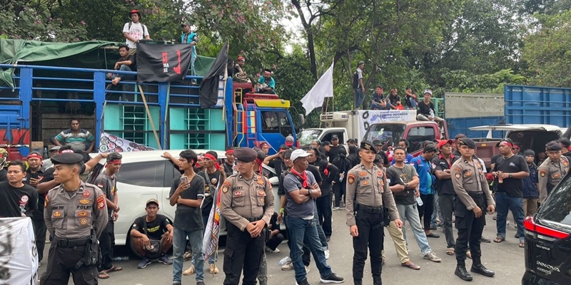 Ribuan Personel Gabungan Kawal Demo ODOL Biar Tertib