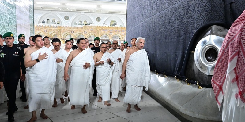 Dari Makkah, Prabowo Gerak Cepat Instruksikan Evakuasi Korban KMP Tunu Pratama Jaya