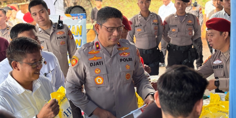 Brigjen Djati Buka Gerakan Pangan Murah Jelang HUT ke-80 RI di Polda Metro Jaya