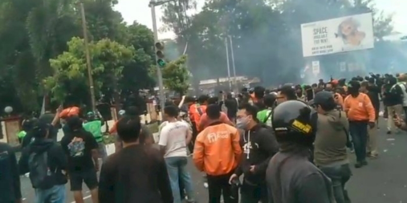 Markas Brimob Solo Ikut Didemo